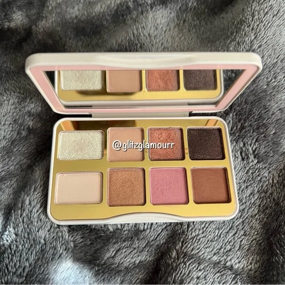 🍪Too Faced Sugar Cookie Eyeshadow Palette🍪 - Picture 3 of 5